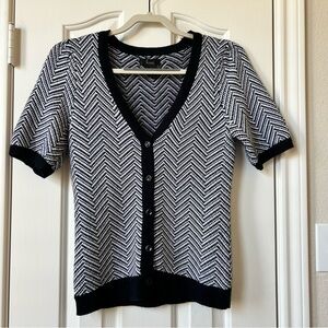 Frenchi Short Sleeve Black and White Chevron Cardigan Size M